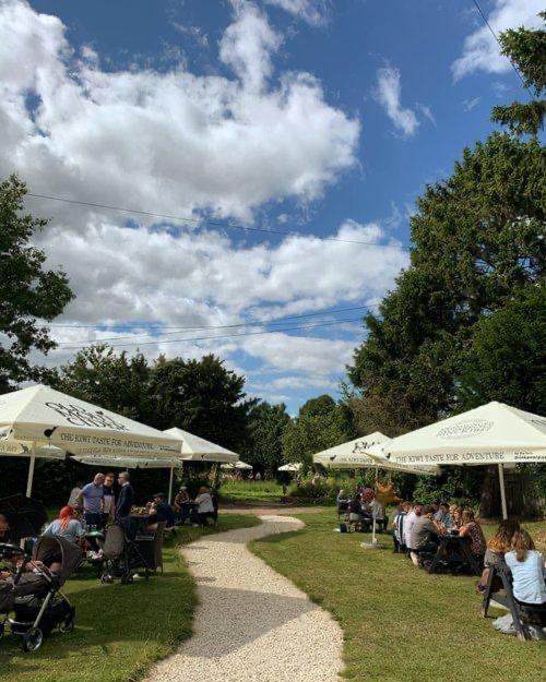 Luxe Townhouse - Private Sunny Patio - Close To Castle & Town - Perfect Break, Great For The Races, Workation & Exploring The Cotswolds Holiday home Warwick (Warwickshire)